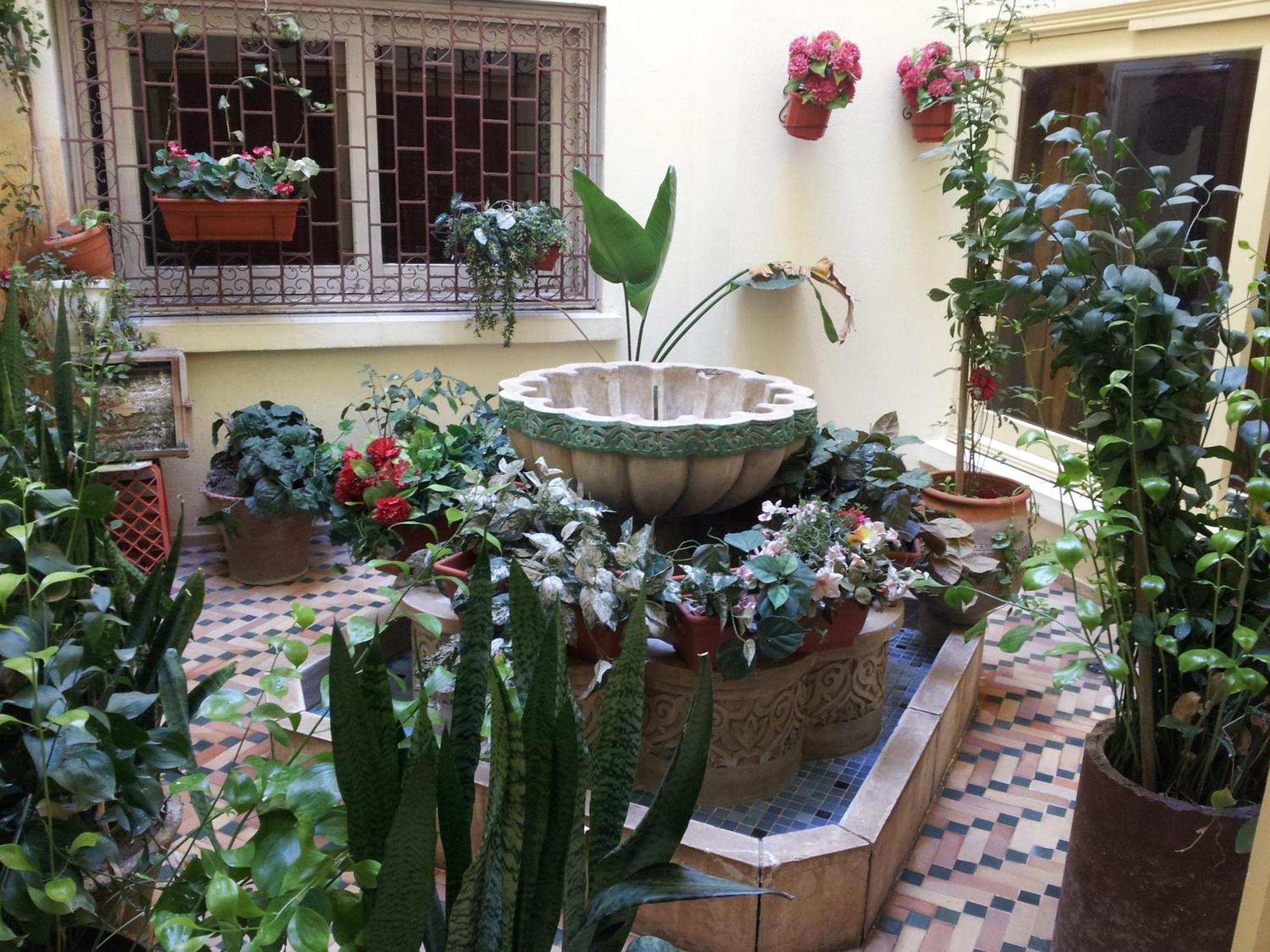 Hotel La Giralda Надор Экстерьер фото